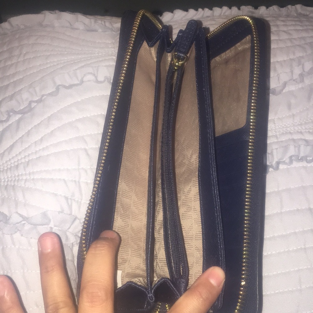 Wallet - Picture 3 of 4